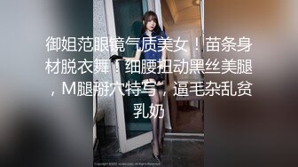 小旅馆钟点房偷拍小哥晚上下班偷情工厂一块打工的大奶少妇草完拍逼留念